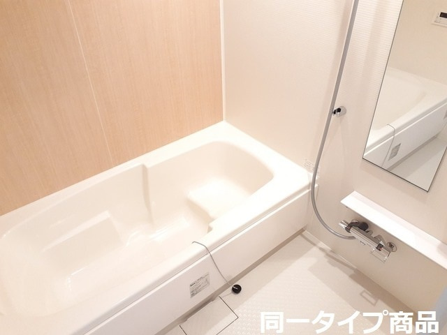 ソレイユ・ロンドの浴室