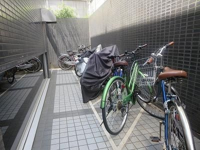 プレステージ駒場の駐車場|■駐輪場
