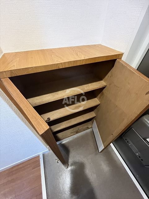 上六青山ハイツ　五条小学校区の収納|上六青山ハイツ　シューズボックス