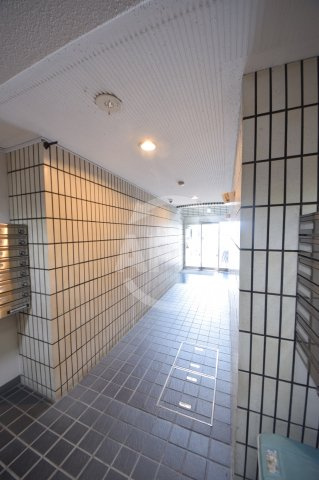 センチュリー夕陽ヶ丘　大江小学校のロビー|センチュリー夕陽ヶ丘　ロビー