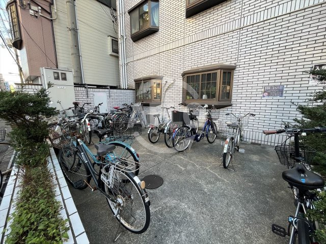 日栄ビル3号館のその他共用部分|日栄ビル3号館　駐輪場