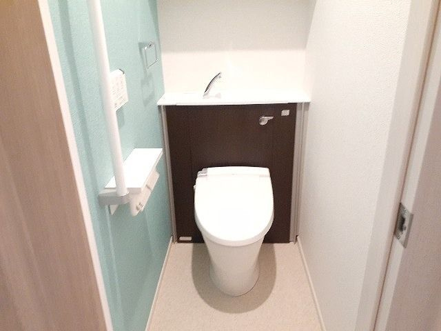 メゾン　ド　オリーブ　Ｂのトイレ|落ち着いたトイレです