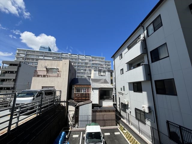 プレサンスＯＳＡＫＡ東成中本ハーヴィルのバルコニー|プレサンスＯＳＡＫＡ東成中本ハーヴィル　眺望