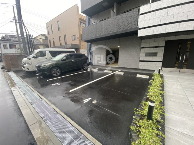 プレサンスOSAKA東中本エシデル