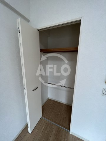 エーデル深江橋の収納|エーデル深江橋　クローゼット