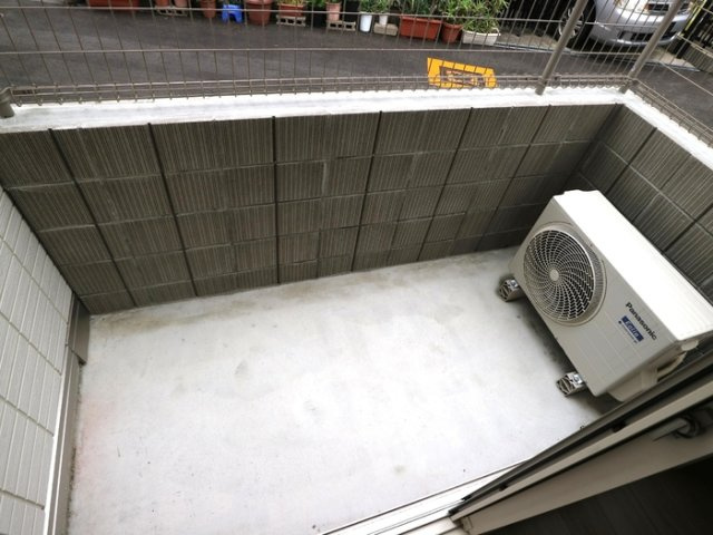 ドゥソレイユのバルコニー