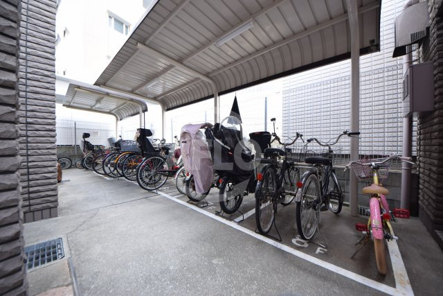 アクシス大阪のその他共用部分|アクシス大阪　駐輪場