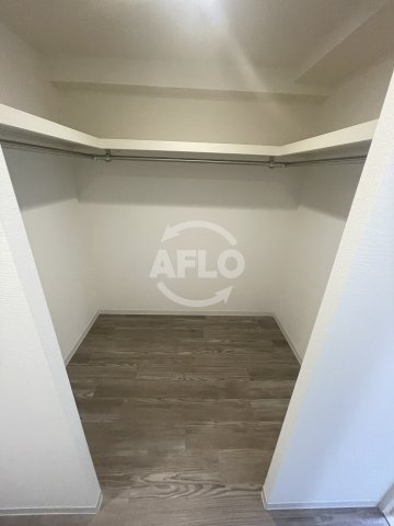 クレリア新深江の収納|クレリア新深江　ウォークインクローゼット