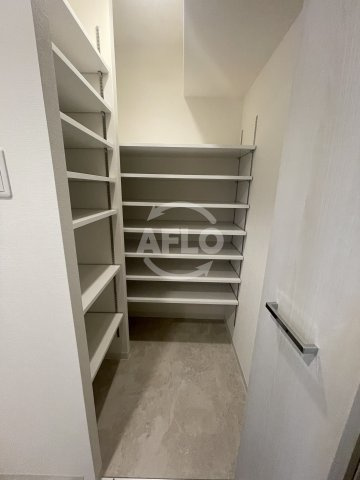 クレリア新深江の収納|クレリア新深江　シューズインクローゼット