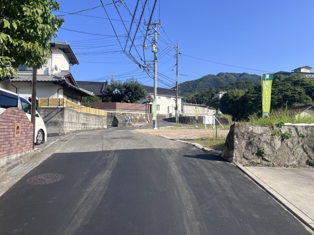 Ｓｕｎｓスタイル相田4丁目Ａ号棟の前面道路含む現地写真
