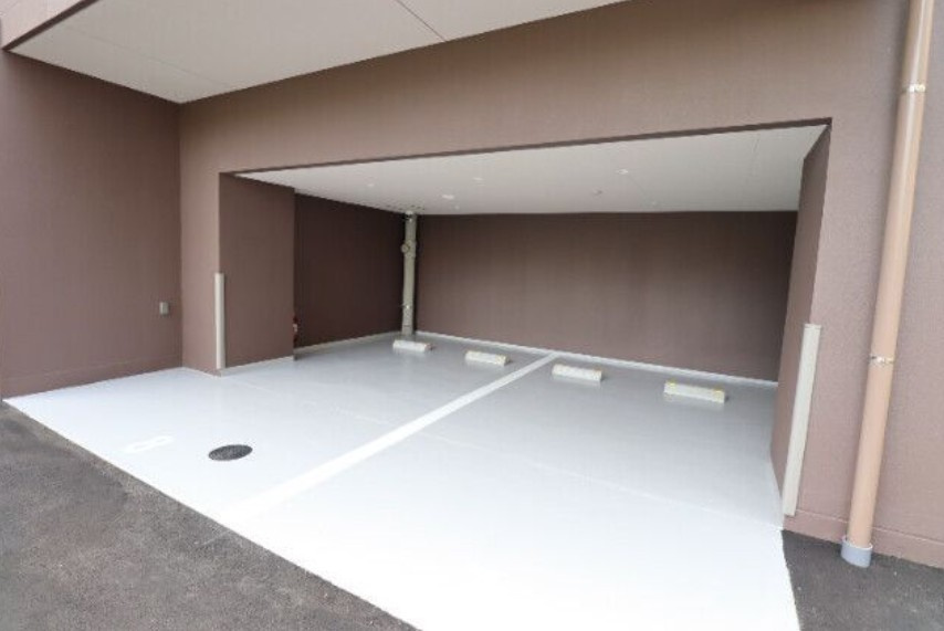 GENOVIA浅草Ⅵskygardenの駐車場