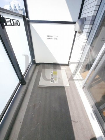 エルグランジュテ川崎のバルコニー