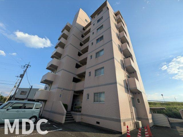 ラフォーレⅠ 405の駐車場