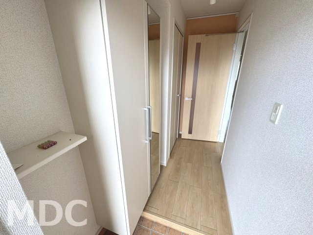 パークアクシスＥＡＳＴ　Ｃの玄関
