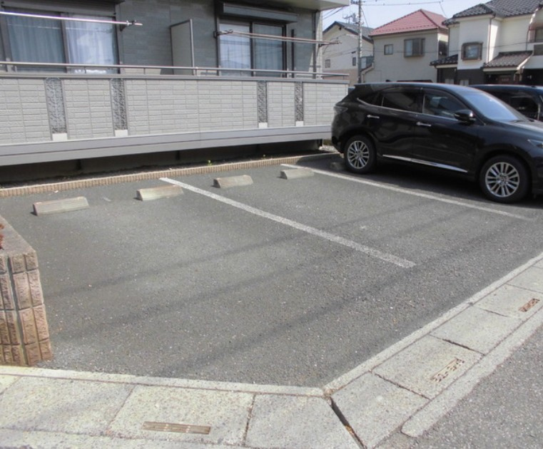 エスポワールMIYAの駐車場