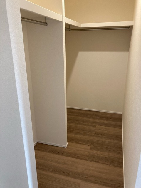 半田市北二ツ坂町2丁目の収納|WIC