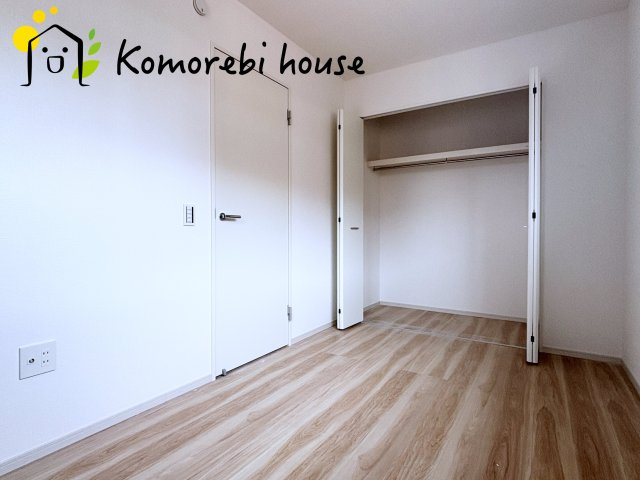 KIS蓮田市緑町　15期　新築一戸建て　LIGARE　01の洋室|2026.10.6撮影