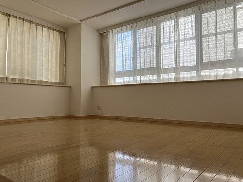 ライオンズステーションプラザセンター南の居間・リビング