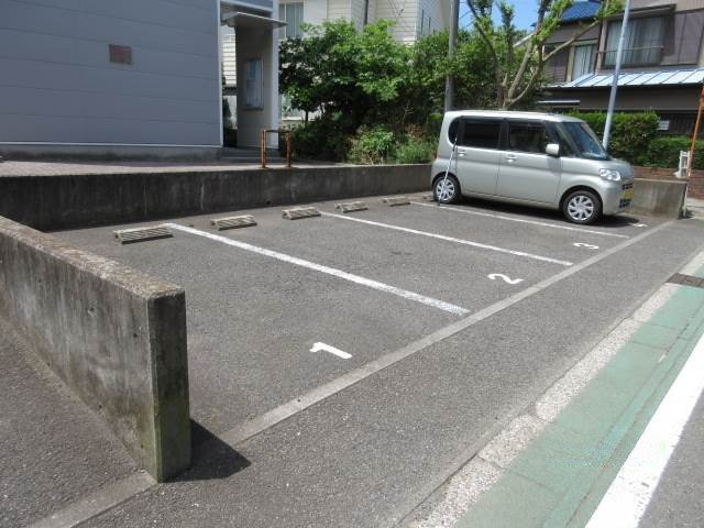 レオパレスマーレリリのその他