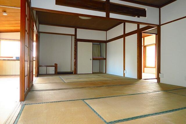 逆井４丁目戸建の寝室