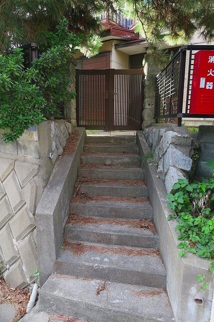 逆井４丁目戸建のエントランス