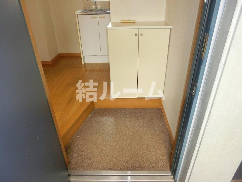 豊島区高田２丁目の賃貸マンションの玄関