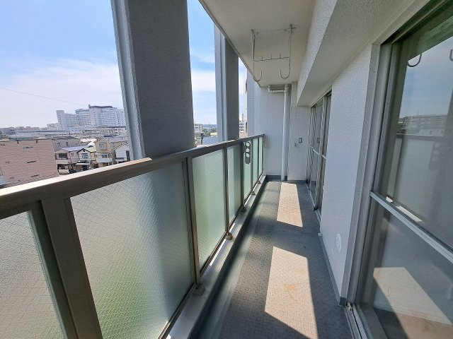 鳴尾小松住宅Ｃ棟のバルコニー