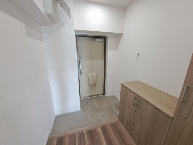 鳴尾小松住宅Ｃ棟の玄関