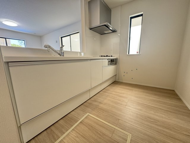 浦添市沢岻（全5棟）C号棟のキッチン|C号棟　使いやすいシステムキッチン♪