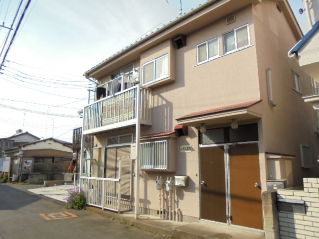 府中市紅葉丘３丁目のアパート