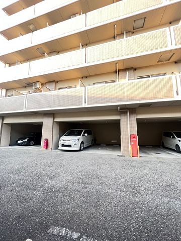 willDo塚本の駐車場