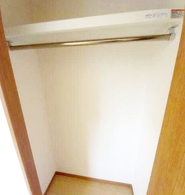 大和市草柳１丁目のアパートの収納