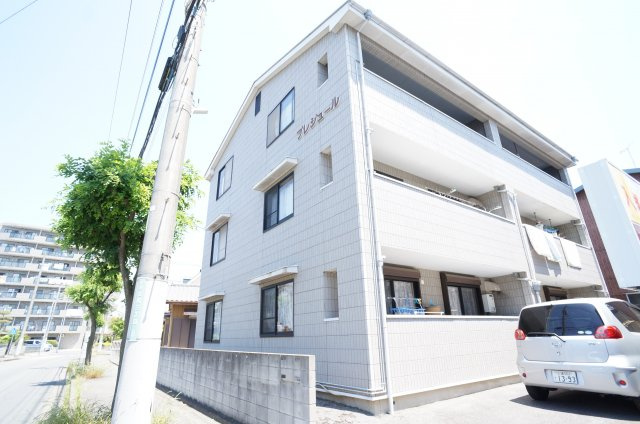 プレジュールの外観|外観もきれいです