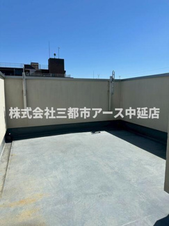 【バルコニー】 | 西中延２丁目貸戸建 | 西中延２丁目貸戸建　は三都市アース中延店へお任せください！　ご内覧可能なお部屋は物件現地お待ち合わせご案内可能です！