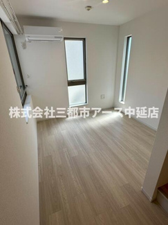 【居間・リビング】 | 西中延２丁目貸戸建 | 西中延２丁目貸戸建　は三都市アース中延店へお任せください！　ご内覧可能なお部屋は物件現地お待ち合わせご案内可能です！
