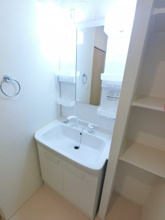 【独立洗面台】 | ※同タイプの写真です
