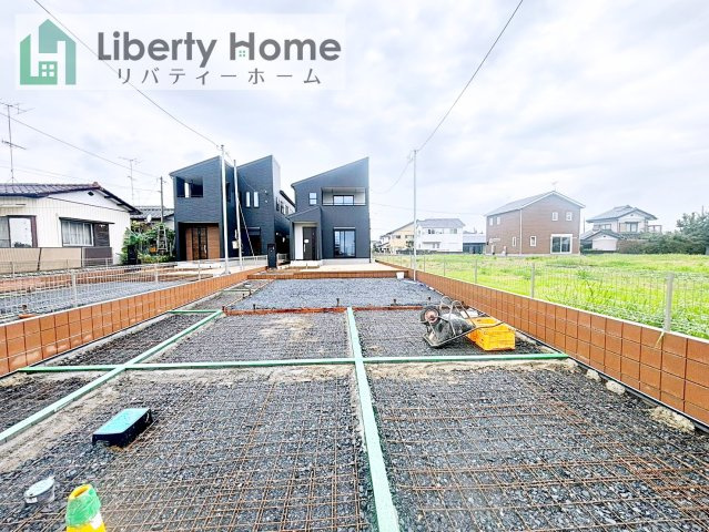 石岡市旭台1期　新築戸建　2号棟の駐車場
