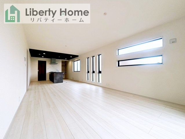 石岡市旭台1期　新築戸建　2号棟の居間・リビング