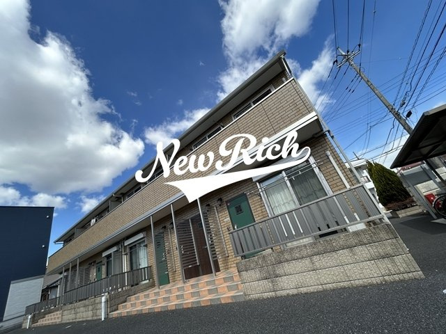 前橋市上小出町３丁目のアパートの外観