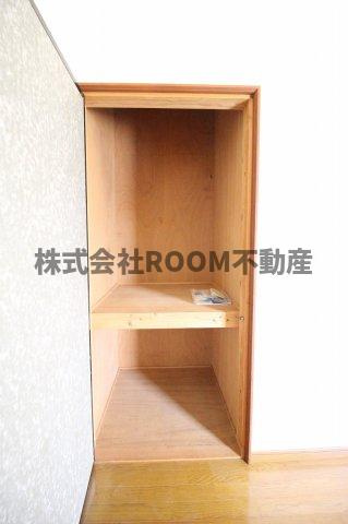 角田貸家の収納|こまごまとしたものを収納できそうですね
