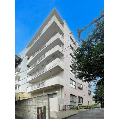 【外観】 | コスモ杉並 | 鉄筋コンクリート造のがっちりとした建物。