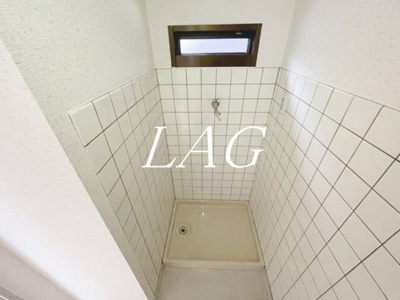 【設備】 | ビレッジ北栄 | 室内洗濯機置き場です。
