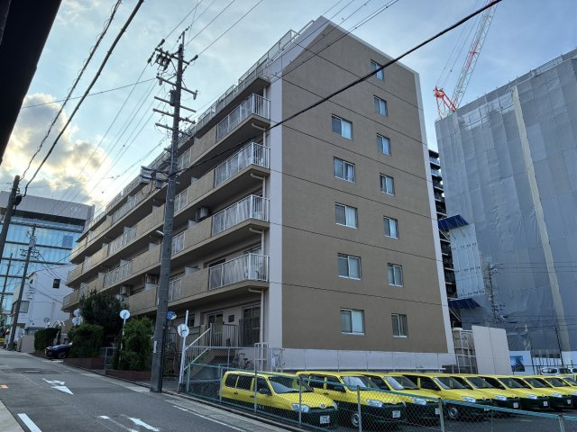 　上前津パークマンションの外観