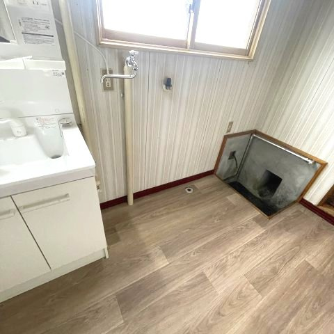 登別市中央町4丁目2-14店舗付戸建のその他
