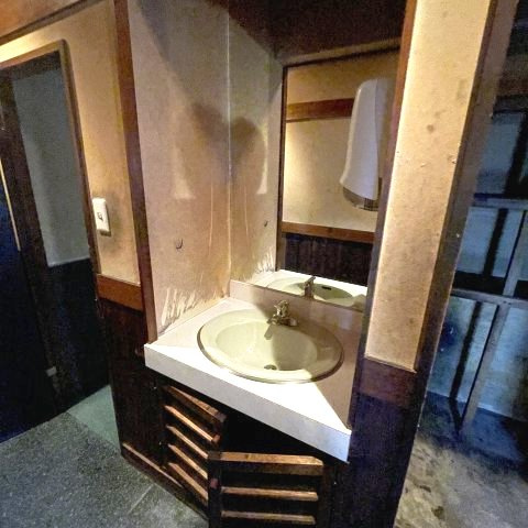 登別市中央町4丁目2-14店舗付戸建のその他