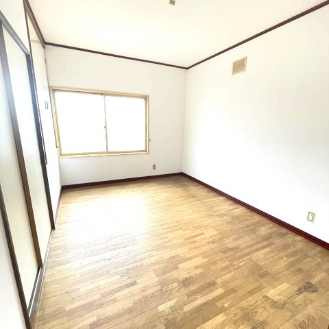 登別市中央町4丁目2-14店舗付戸建の内装