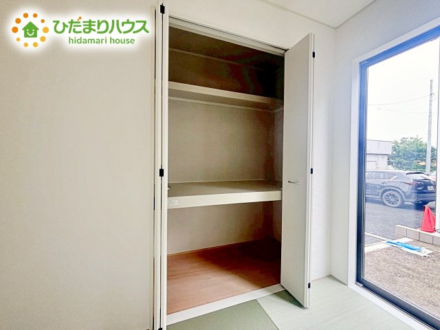 【収納】 | 茨城町長岡第4　新築戸建　1号棟 | 奥行きが広い収納スペースなので、お布団も楽々しまえますね！！