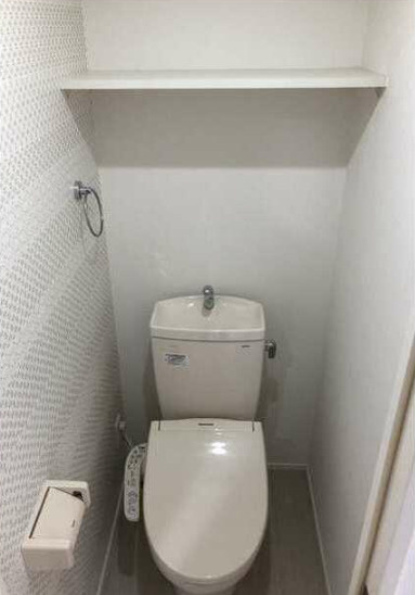 新宿区高田馬場２丁目のアパートのトイレ|温水洗浄便座