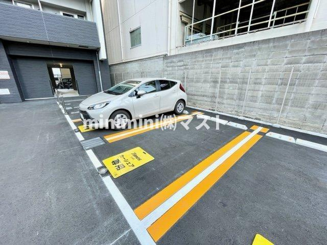 エスリードレジデンス梅田デュオの駐車場