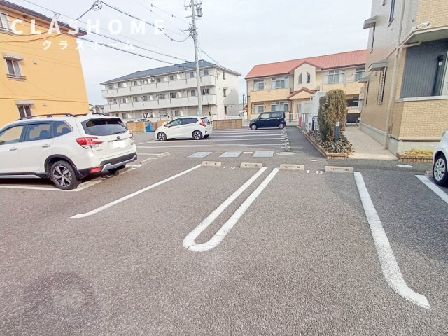 スタースレイプ   刈谷市近郊の賃貸はクラスホーム   の駐車場